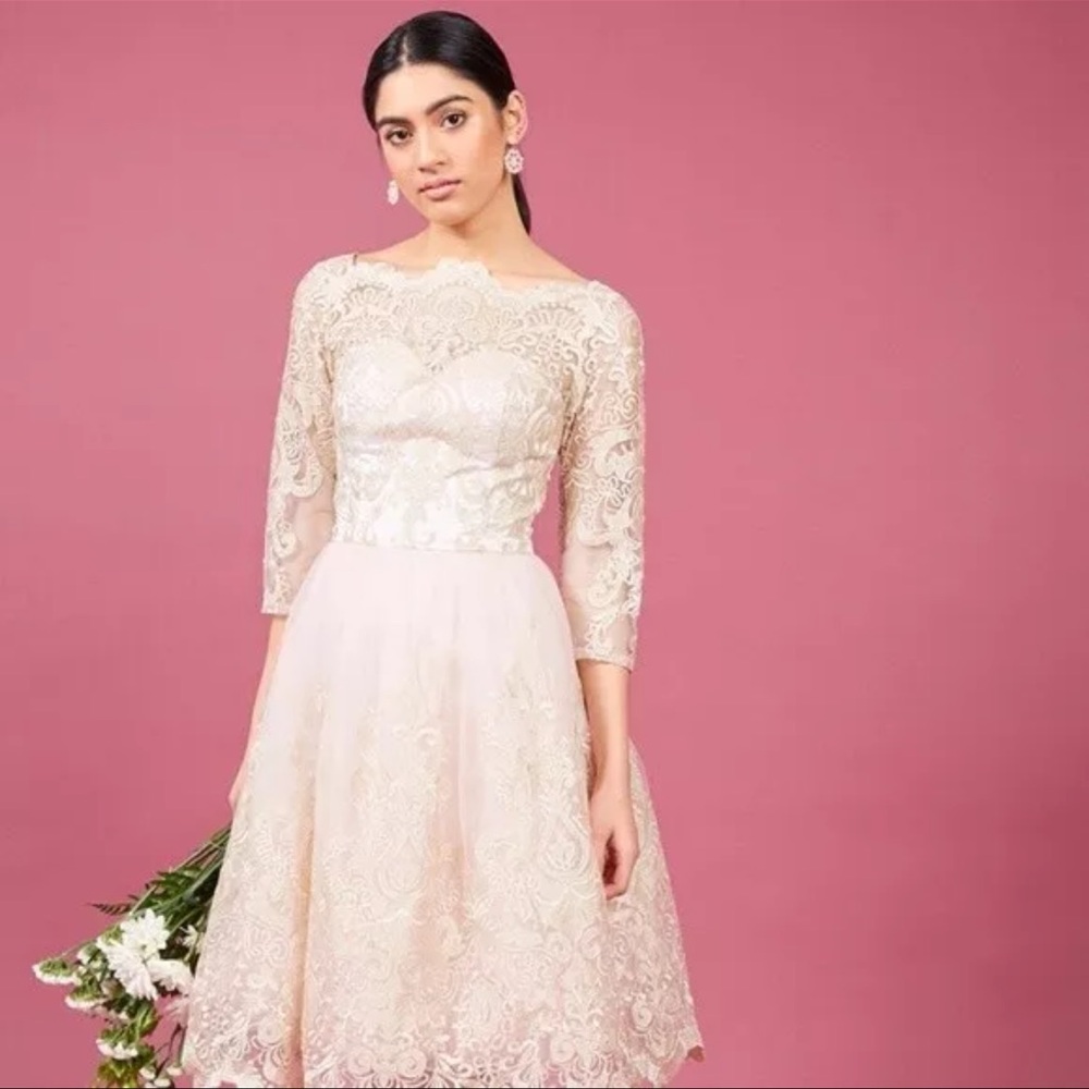 Elegant Cream Lace Dress! Like new